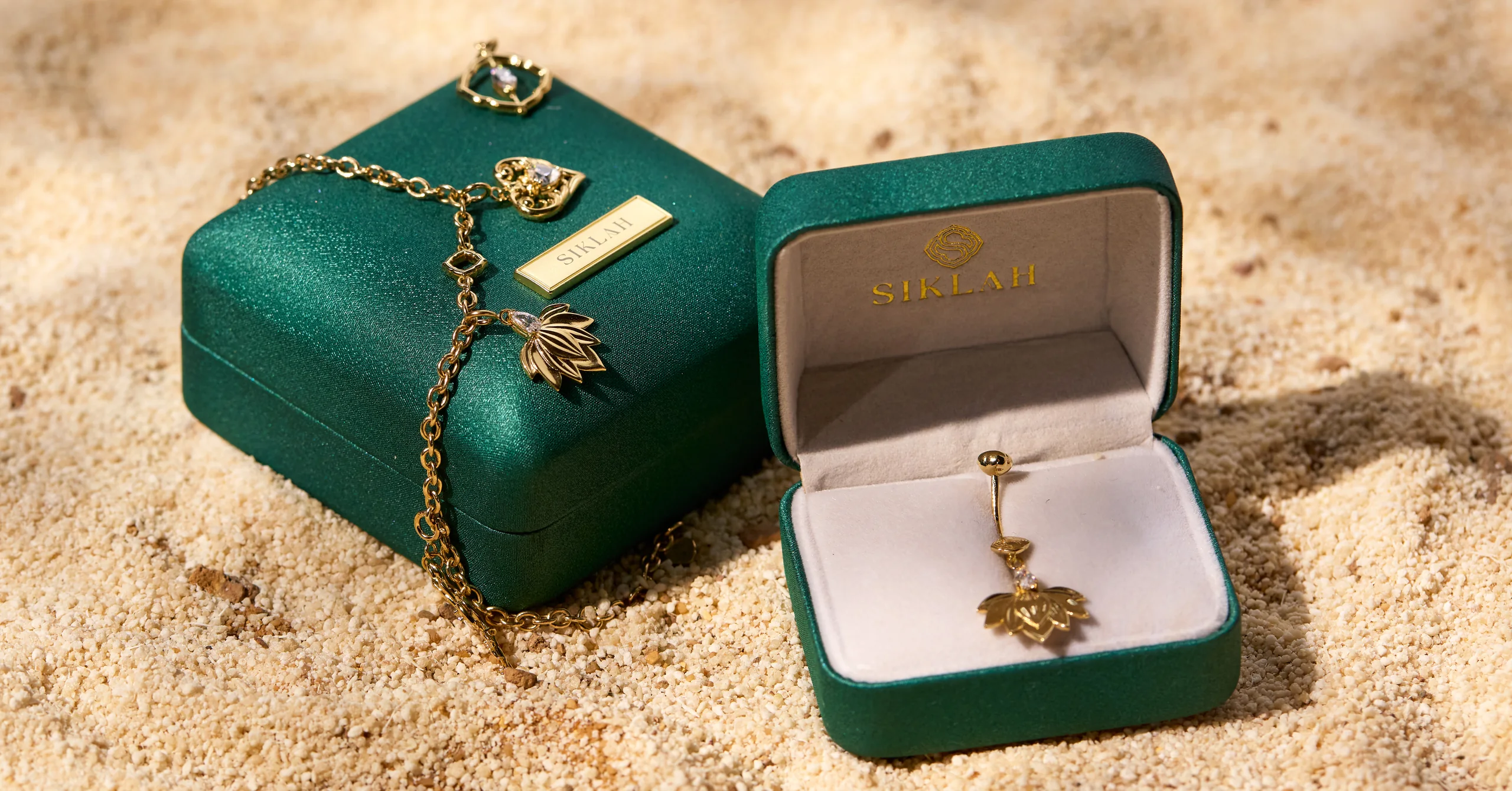 Charms ALMA Siklah in oro 18 carati — collezione otto simboli