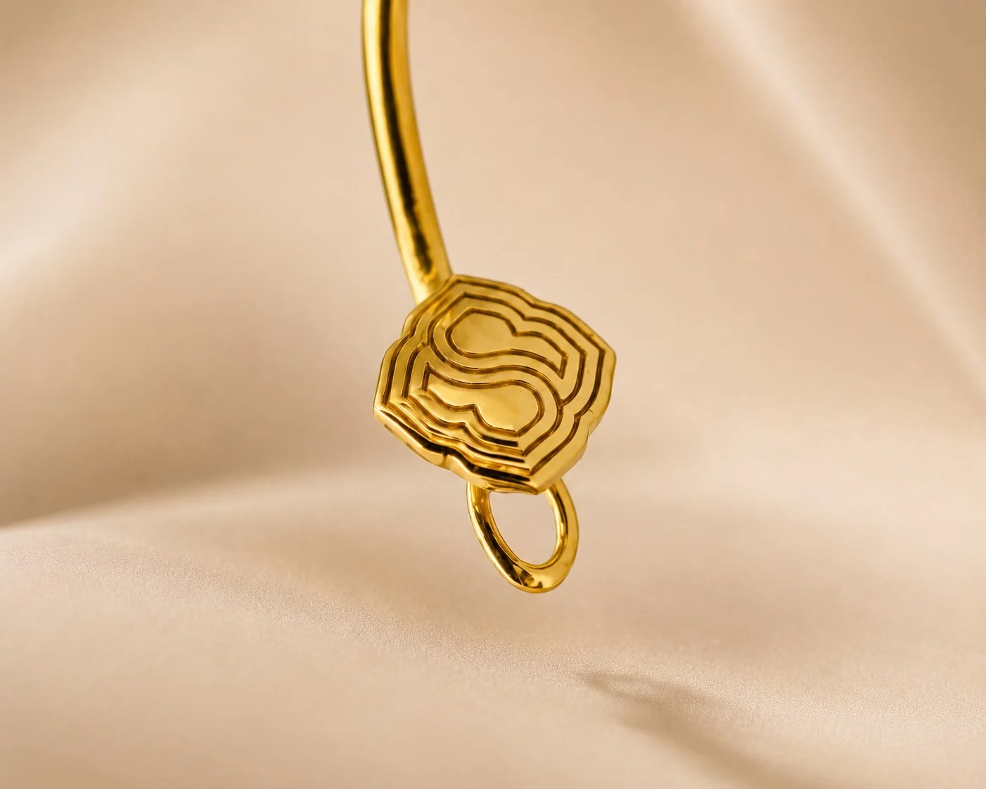 Sistema click-lock &mdash; dettaglio macro cappellotto
